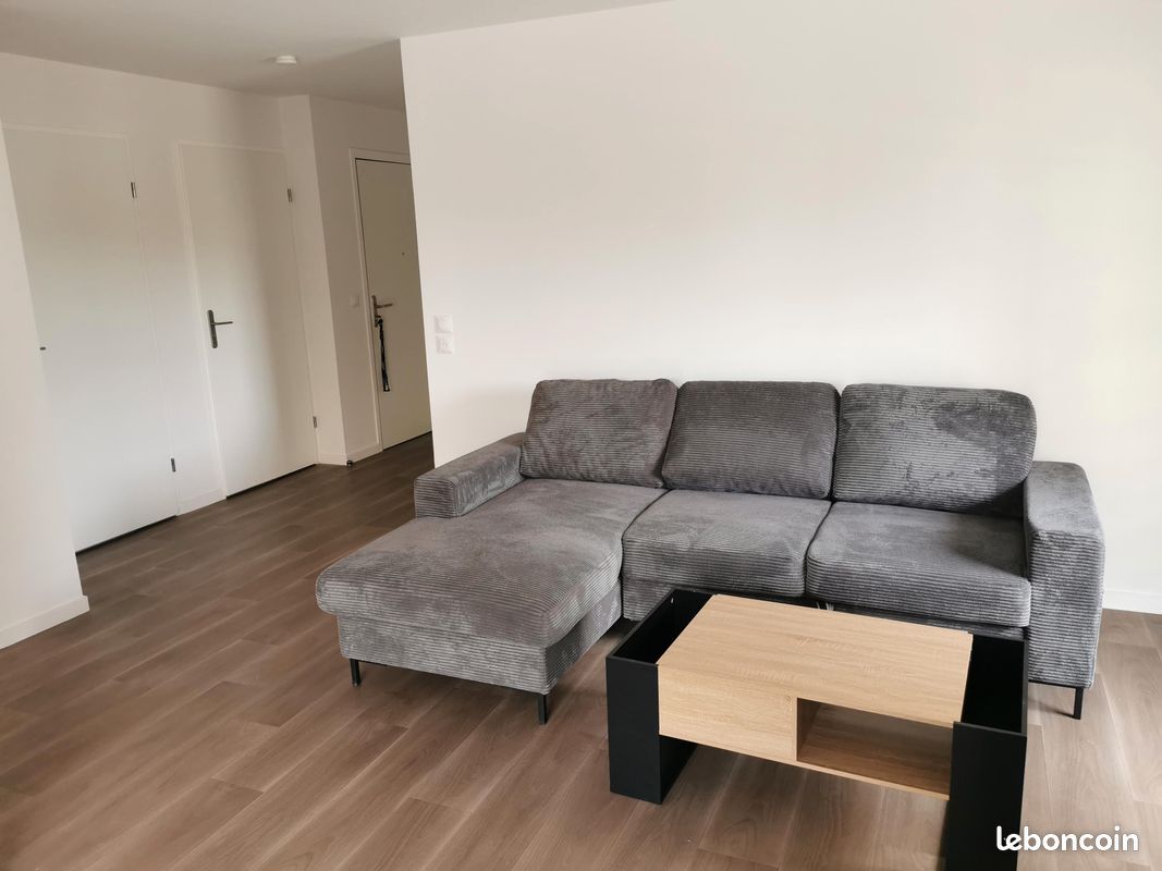 Appartement 2 pièces 50 m² · au Blanc-Mesnil · 50 m² · 1 300 €/mois