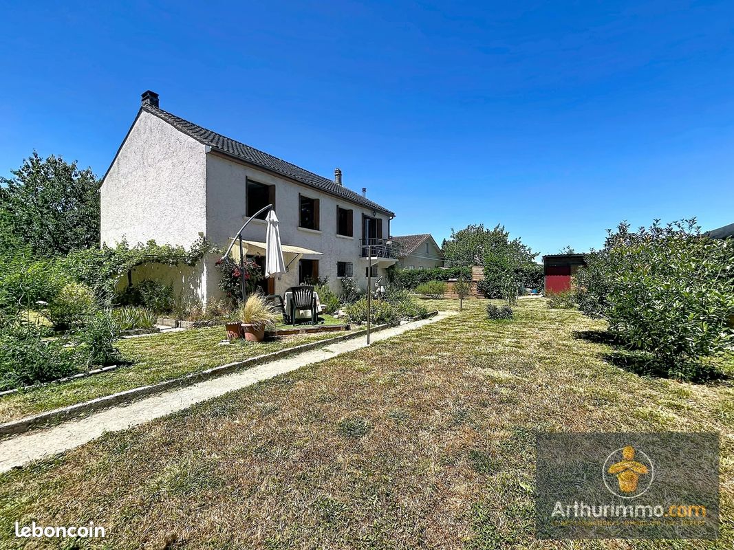 Maison 5 pièces 112 m² · à Siorac-en-Périgord · 112 m² · 235 000 €