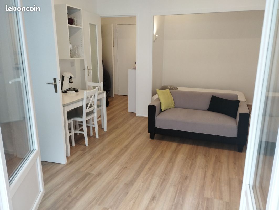 Parking 1 pièce 28 m² · à Pau · 28 m² · 550 €/mois