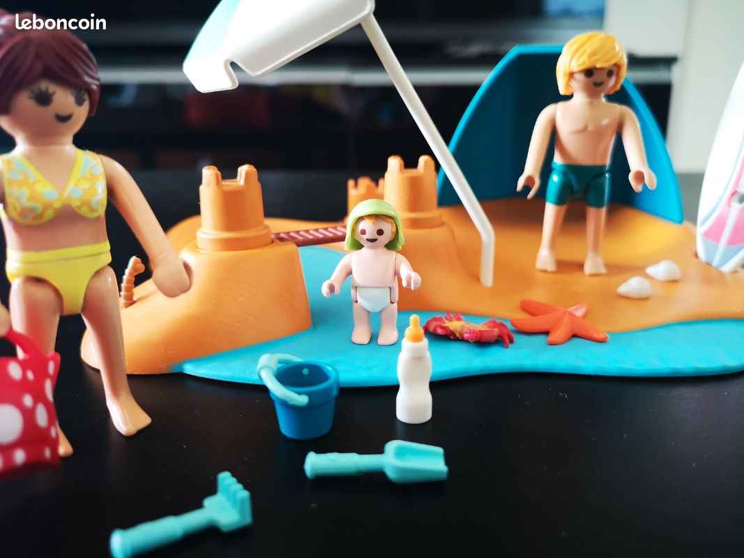 Playmobil - les vacanciers - Personnages + accessoires (image 2)