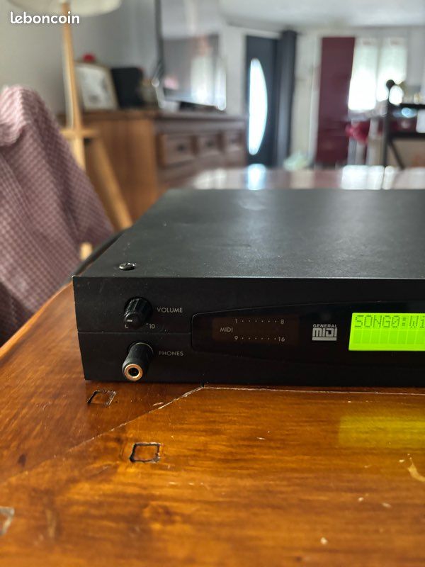 Korg 03r/w - En très bon état, pile neuve (image 3)