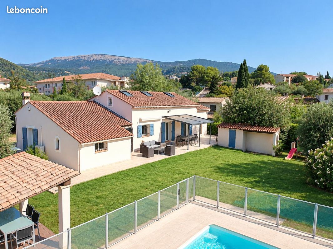 Maison 7 pièces 145 m² · à Grasse · 145 m² · 750 000 €