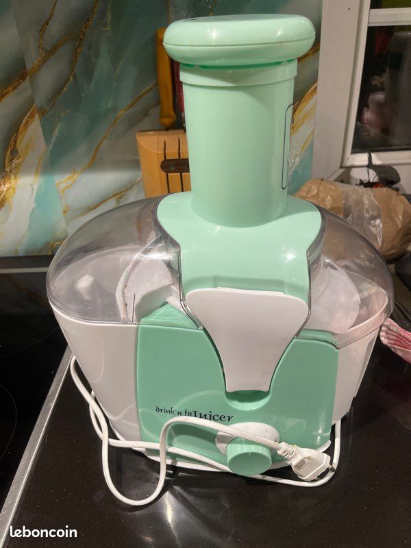 Extracteur de jus de fruit (image 1)