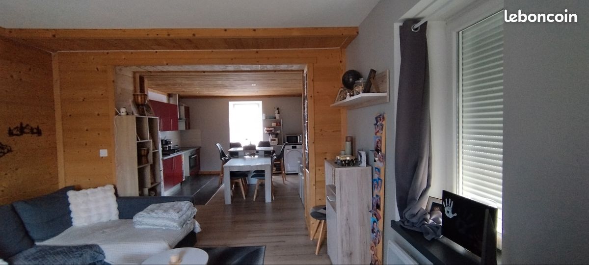 Appartement 3 pièces 85 m² · à Saint-Amé · 85 m² · 690 €/mois