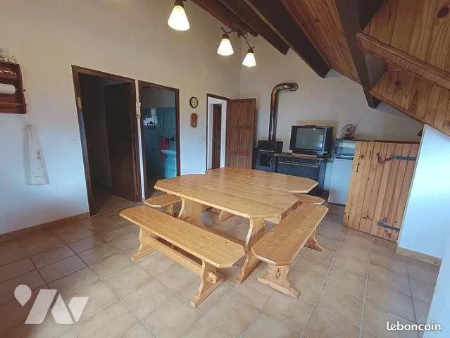 Appartement 4 pièces 65 m² · à Montclar · 65 m² · 86 000 €