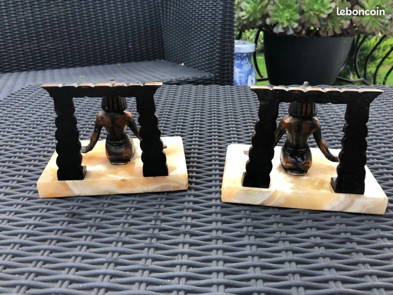 Serres livres en laiton figurine égyptienne Isis sur marbre (image 6)