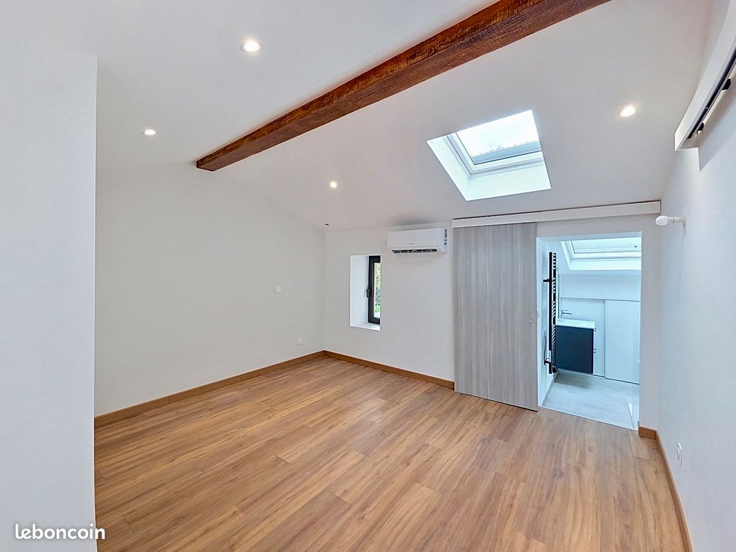 Maison 3 pièces 67 m² · à Saint-Vérand · 66,5 m² · 208 000 €