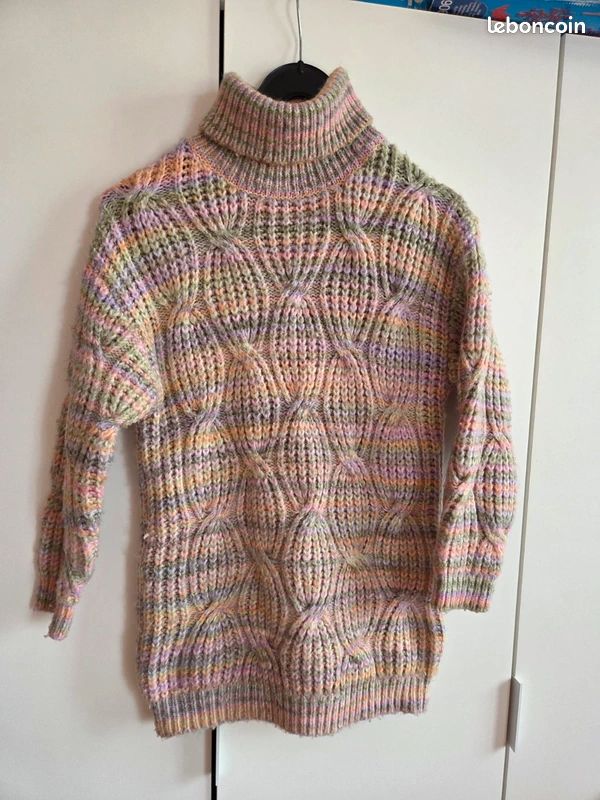 Robe pull 8/9A (image 1)