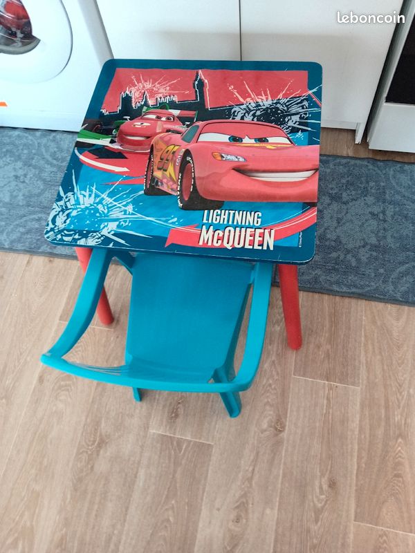 Table et chaise enfant (image 1)