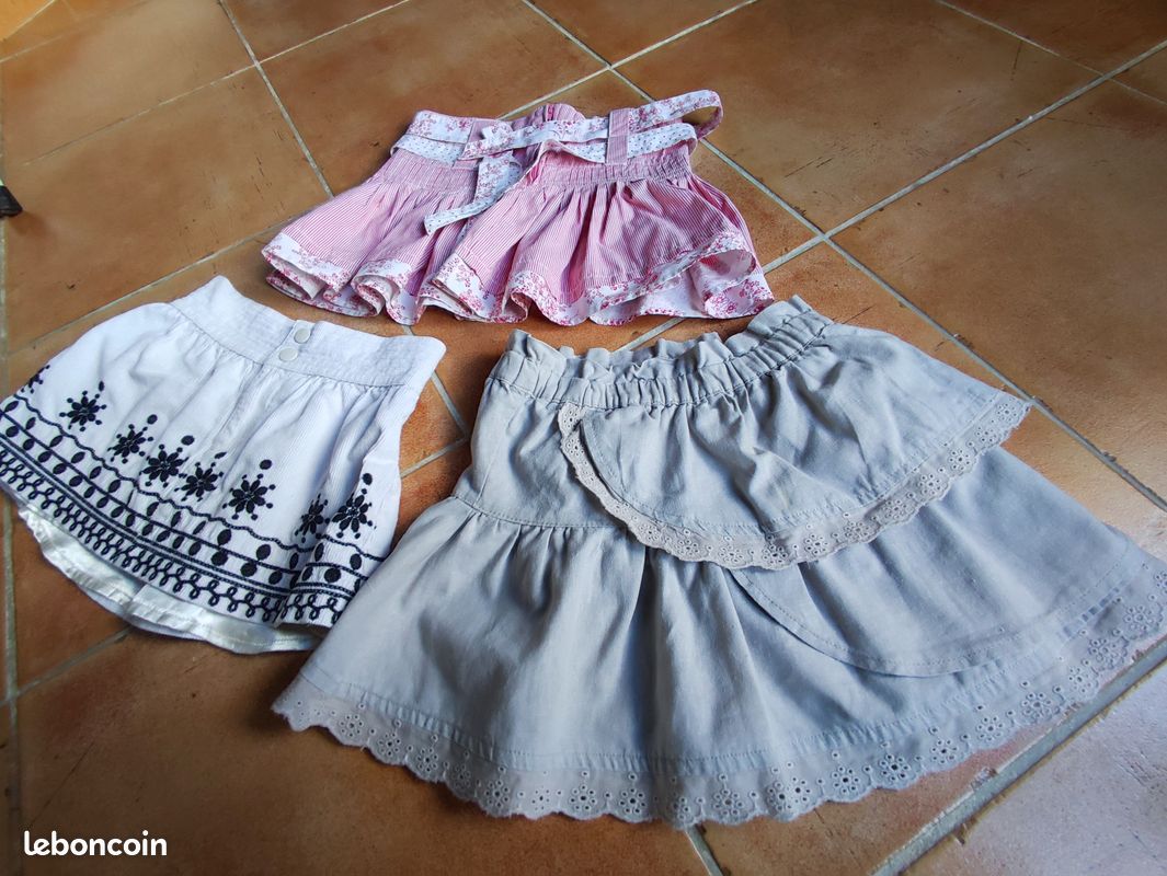 Lot De 3 Jupes Pour Fille - Tailles 3-4-5 Ans, Occasion Très Bon état