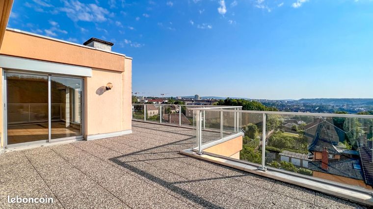 Appartement 5 pièces 152 m²