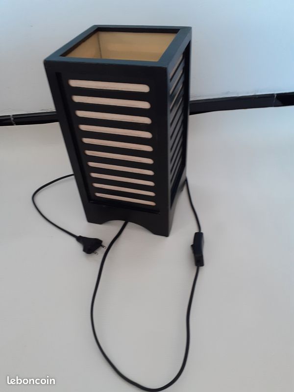 Lampe de bureau (image 1)