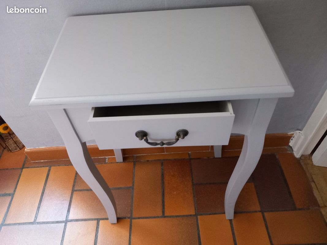 Petite console grise (image 2)