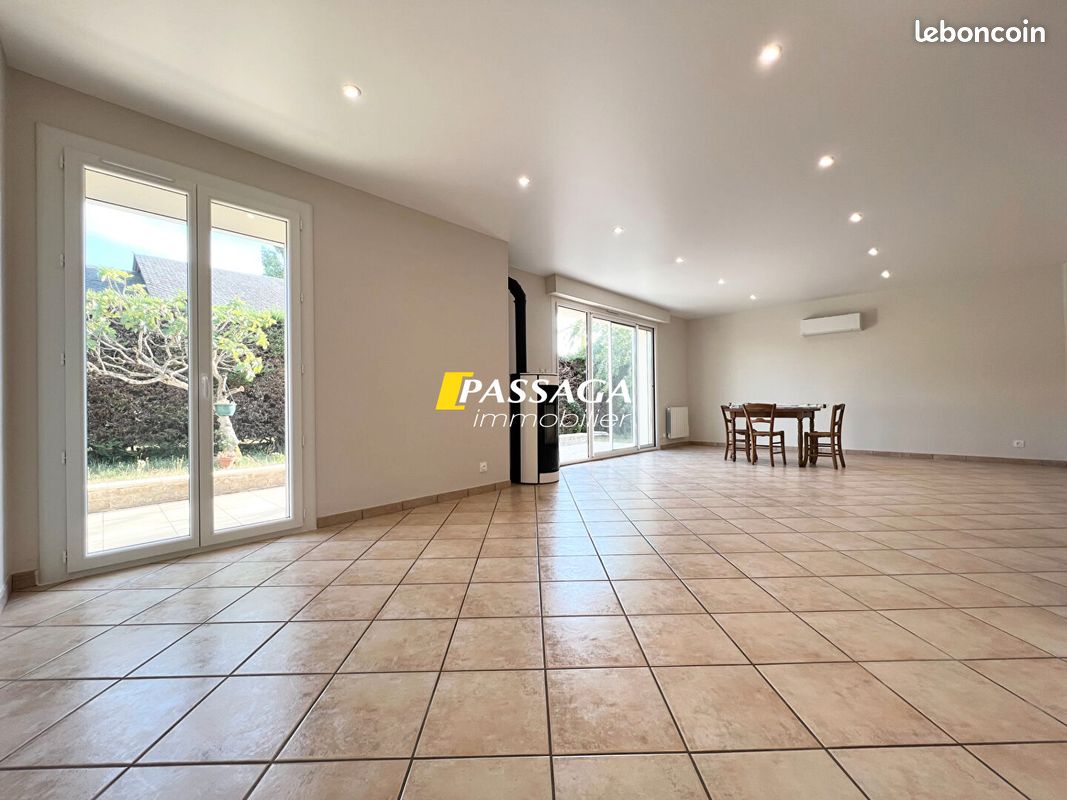 Maison 4 pièces 104 m² · à Laissac-Sévérac l'Église · 104 m² · 870 €/mois