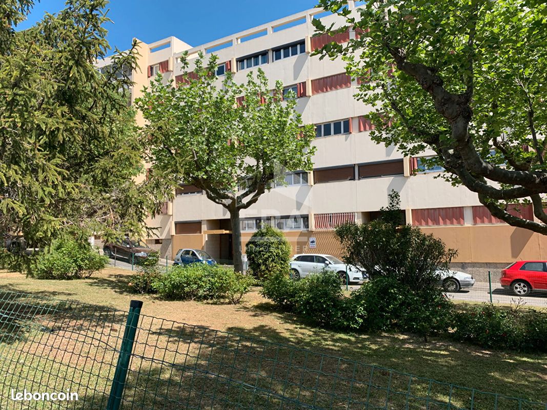 Appartement 2 pièces 46 m² · à Marseille · 46 m² · 65 000 €