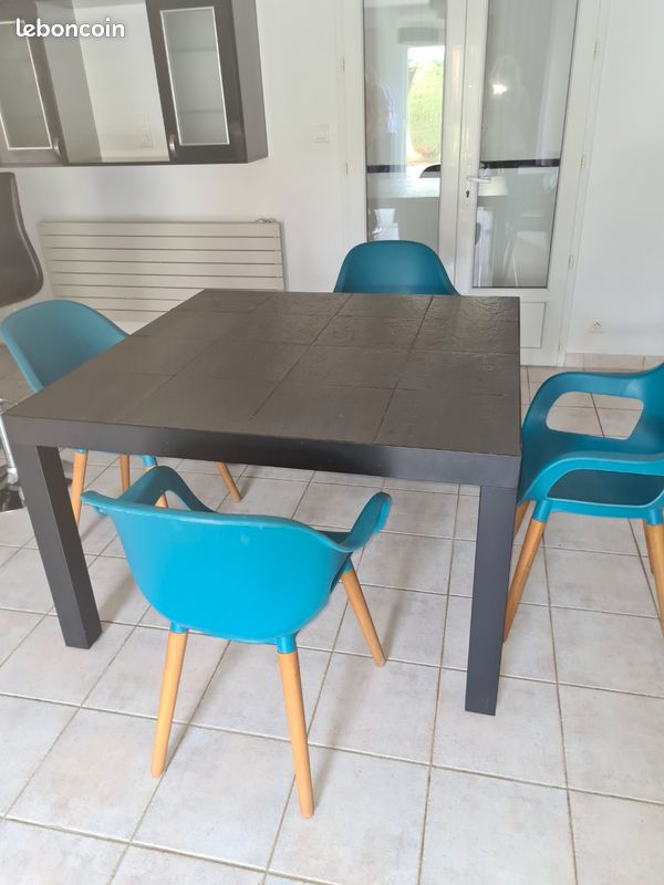 Chaises (image 1)