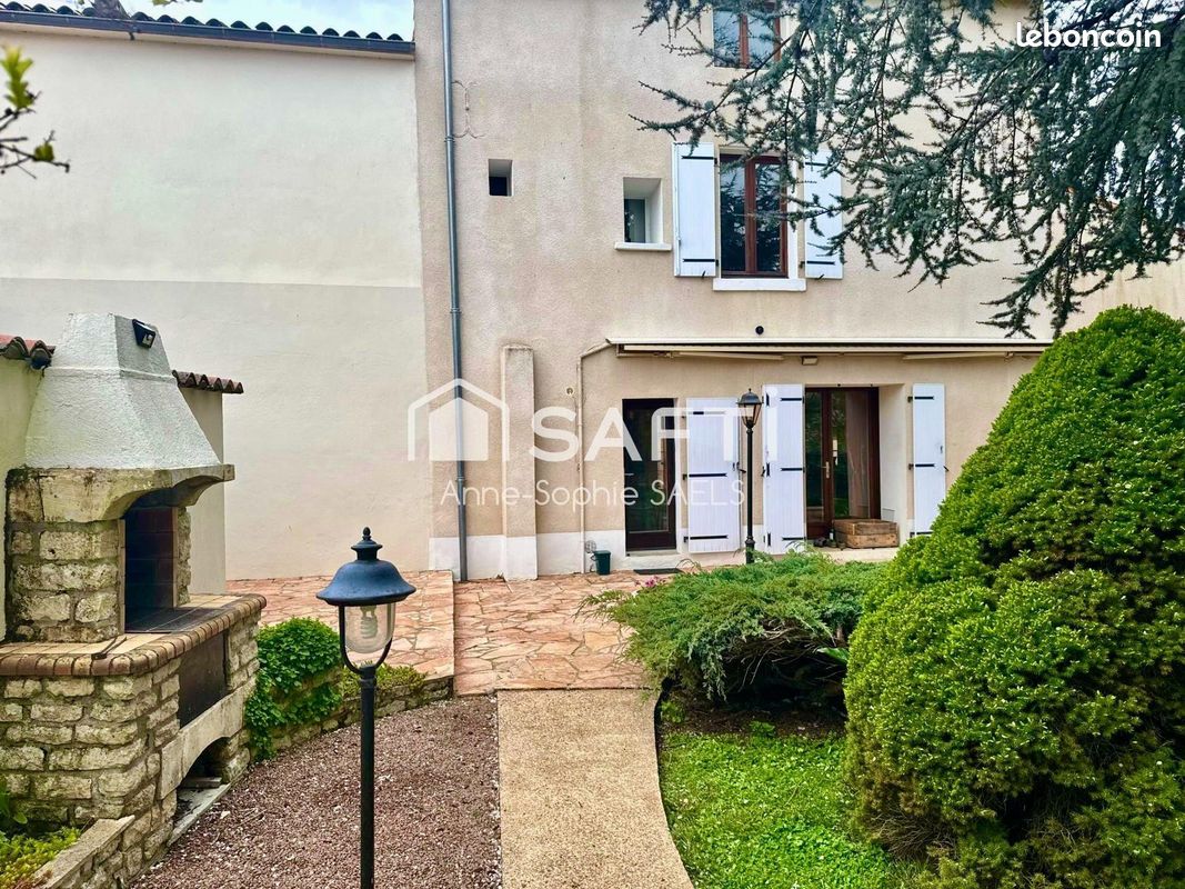 Maison 6 pièces 148 m² · à Niort · 148 m² · 332 800 €