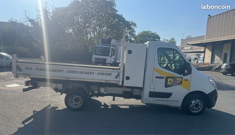 Renault Master III Camion Benne (image 3)