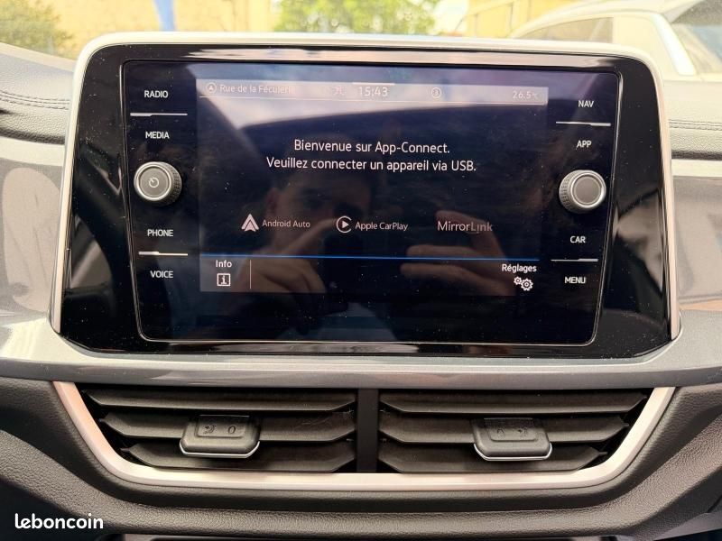Volkswagen T-Roc 1.5 TSI EVO 150ch Style Exclusive DSG7 (image 13)
