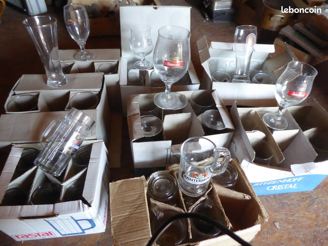 Chope à bière en verre (image 1)