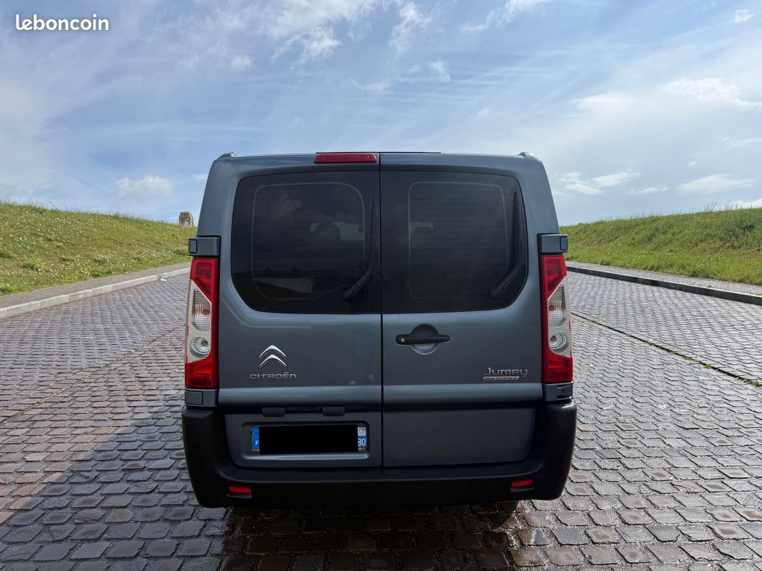 Citroen jumpy 2.0 hdi 130cv annee 2016 (image 2)
