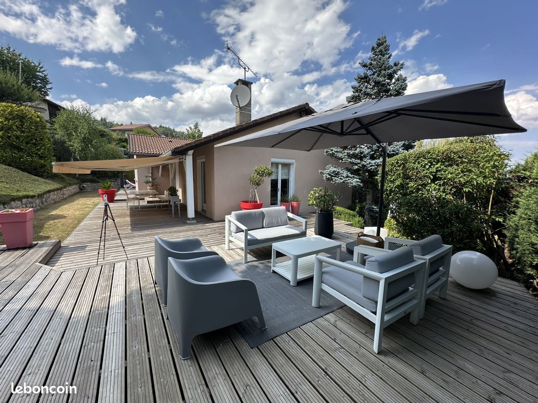 Maison 5 pièces 97 m² · à Saint-Jean-Bonnefonds · 97 m² · 579 000 €