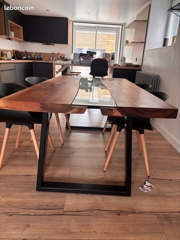 Table en bois avec ou sans les chaises (image 3)