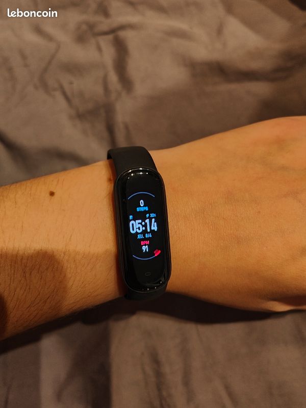 Montre connectée Amazfit Band5 Noire (Livraison uniquement) (image 1)