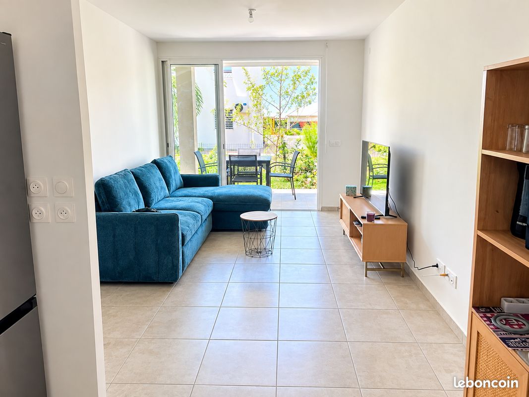 Appartement 2 pièces 42 m² · à Sainte-Anne · 42 m² · 900 €/mois