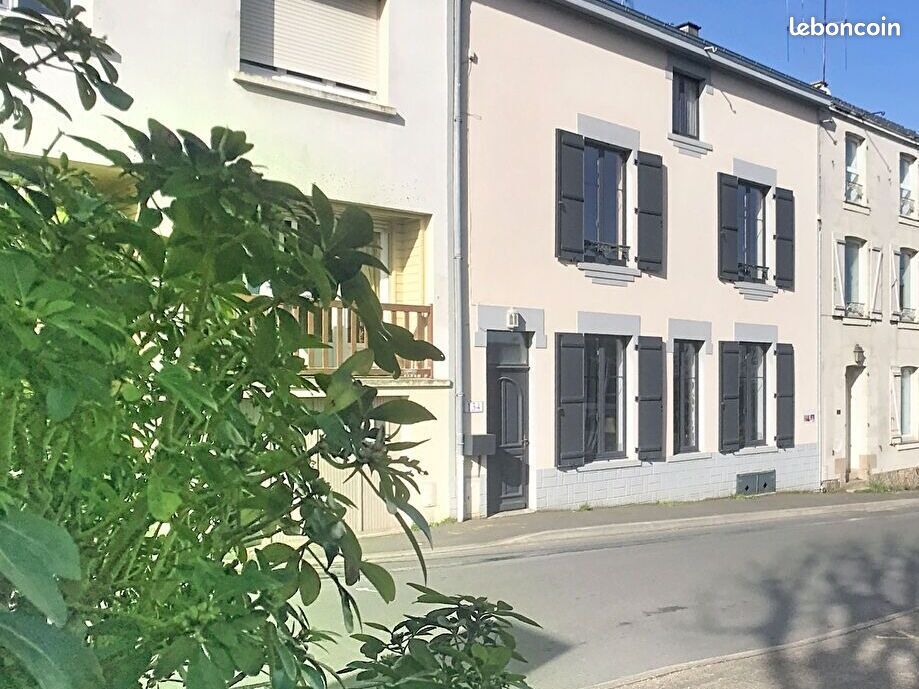 Maison 7 pièces 142 m² · à Orée d'Anjou · 142 m² · 211 750 €