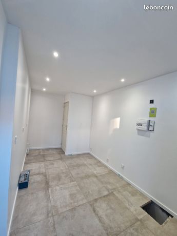 Maison a louer avec petit commerce