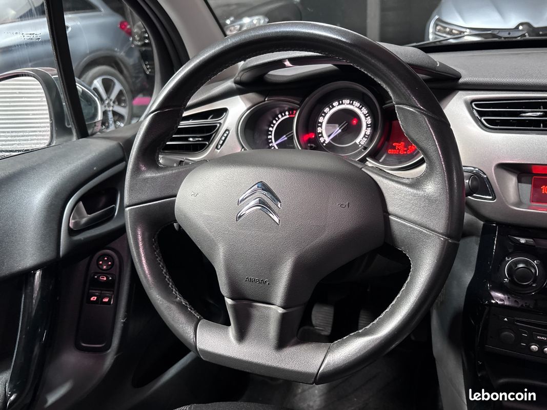 CITROEN C3 VTi 82ch Collection - Suivi Complet / Distribution OK (image 13)