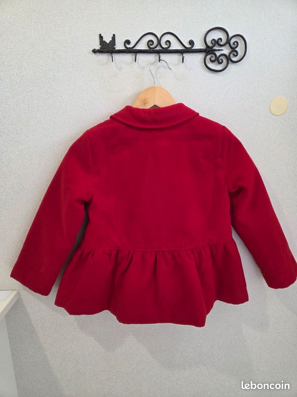 Manteau rouge Lola Palacios 8 ans (image 2)