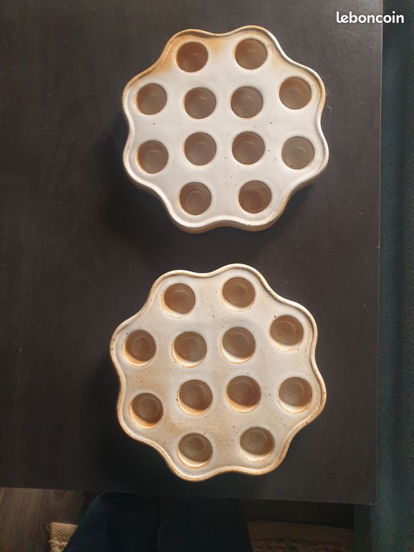 2 assiettes à escargots (image 1)