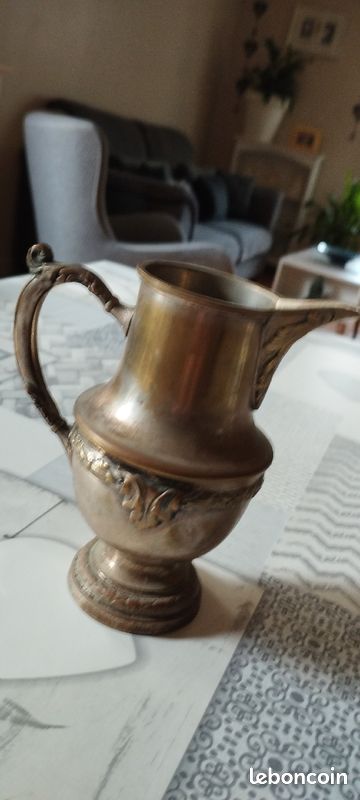 Ancien pot à lait en métal argenté (image 1)