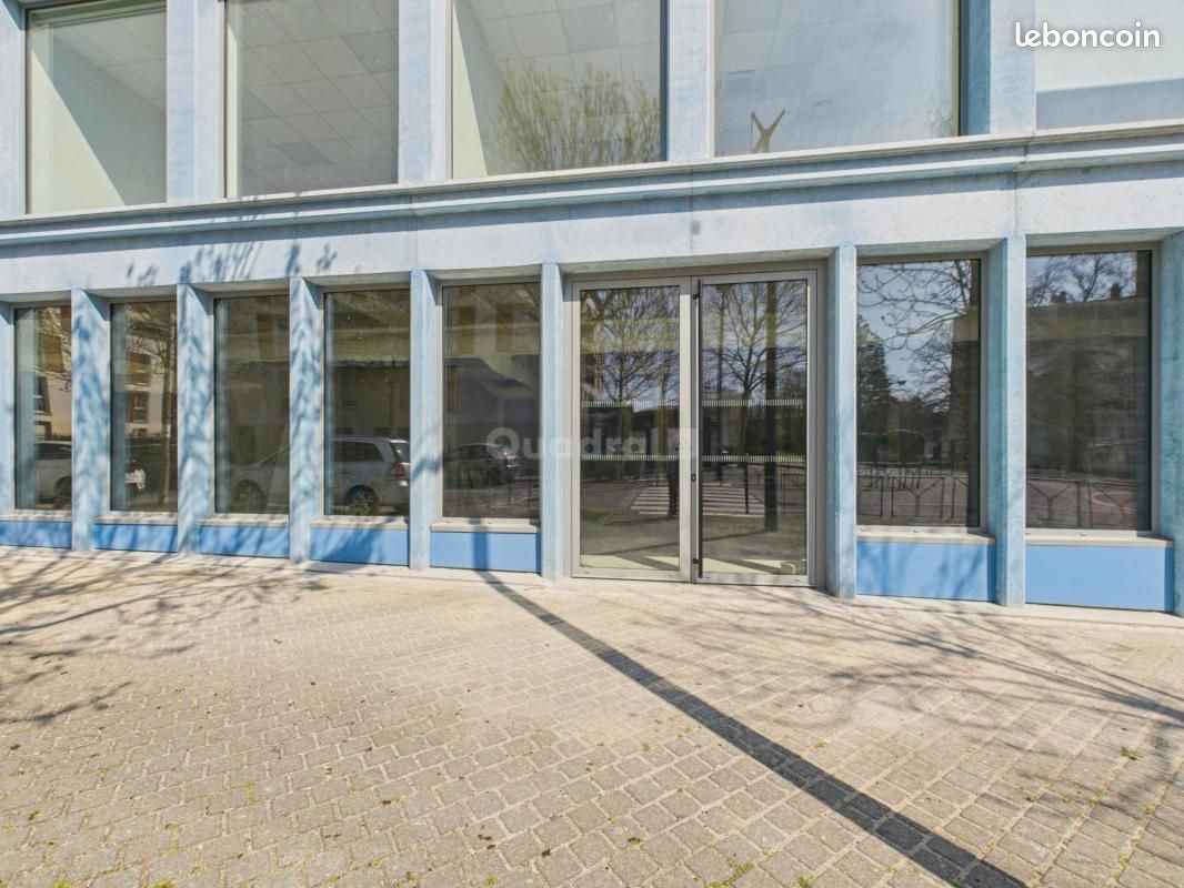 Local commercial 202 m² (image 9)