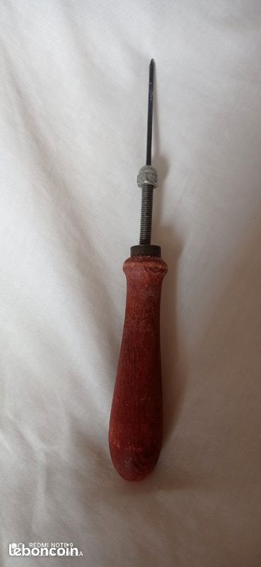 Poinçon , outil vintage pour cuir ? - Bricolage