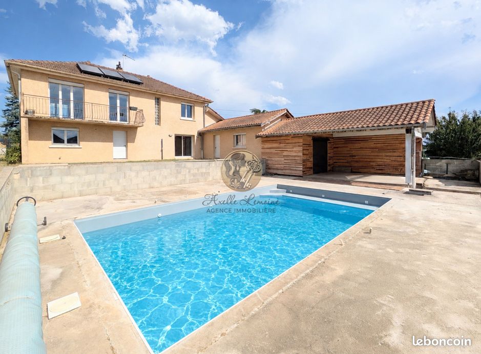 Maison 7 pièces 141 m² · à Lentilly · 141 m² · 590 000 €