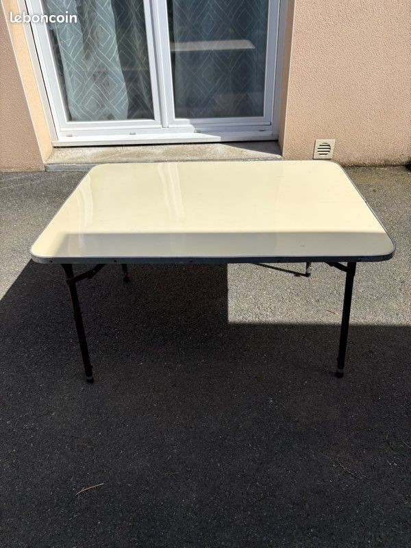 Table de camping pliante - Lafuma (image 1)