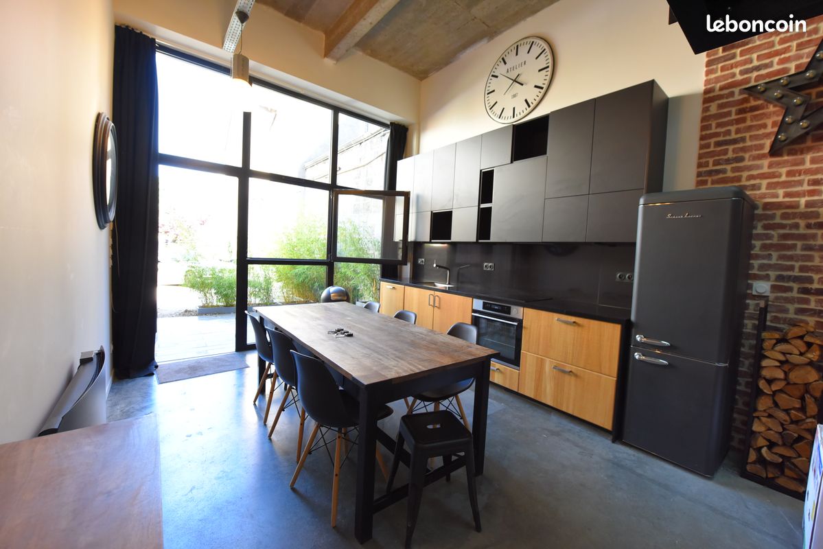 Maison 5 pièces 90 m² · à Angers · 90 m² · 1 950 €