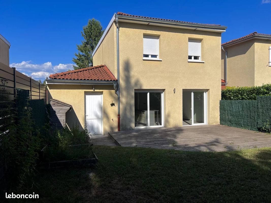 Maison a louer oyonnax - 4 pièce(s) - 97 m2 - Surfyn