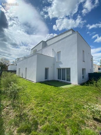 Location appartement meublé (ou pas) T3 de 67m2 avec jardin de 100m2 et 2 places de parking