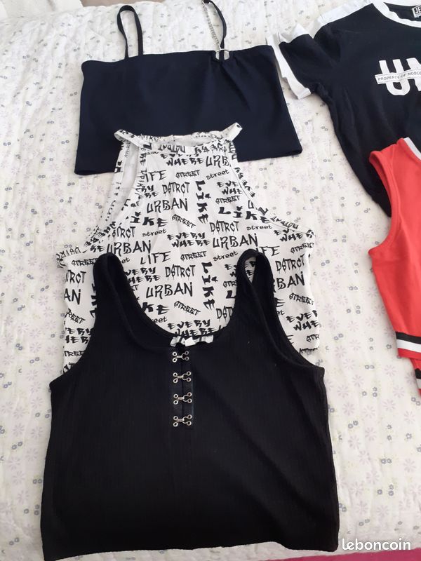 T shirt (image 4)