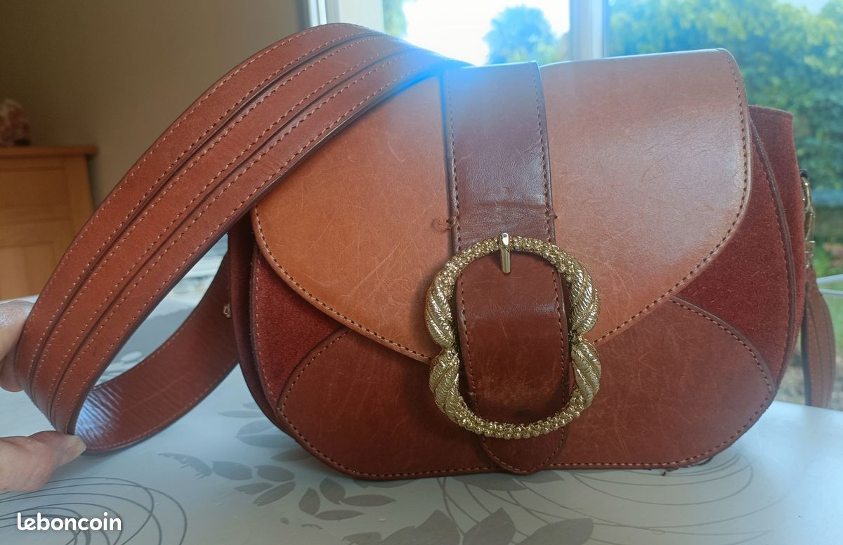 Sac Cuir Sac Sezane Oli SéZane Sac à Bandoulière En Cuir Marron