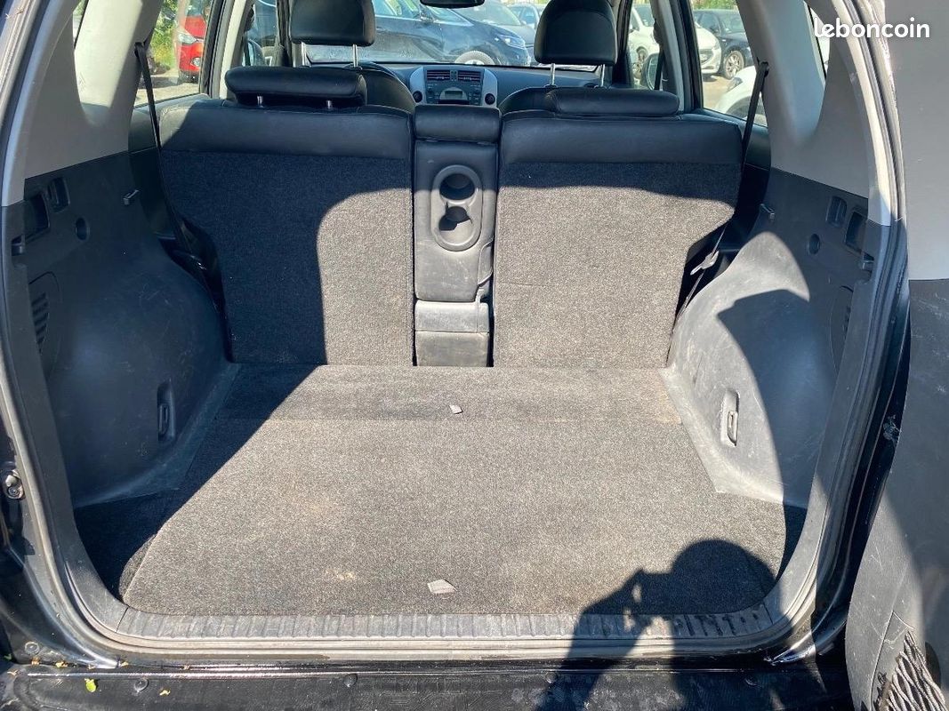 Toyota Rav-4 III 2.2 D 4WD 136CH GARANTIE 12 MOIS (image 18)