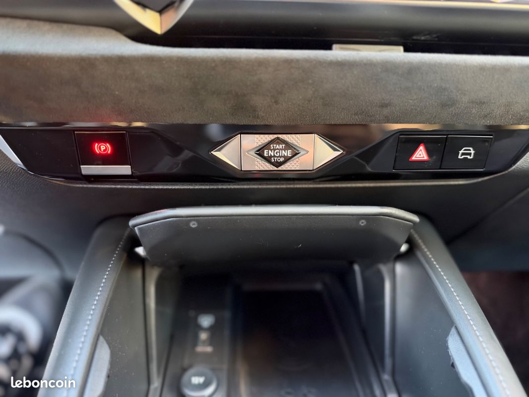 DS DS 4 BlueHDi 130ch Etoile {7.000 KM REEL - DRIVE ASSIST 2.0 - CAMERA 360°} (image 30)