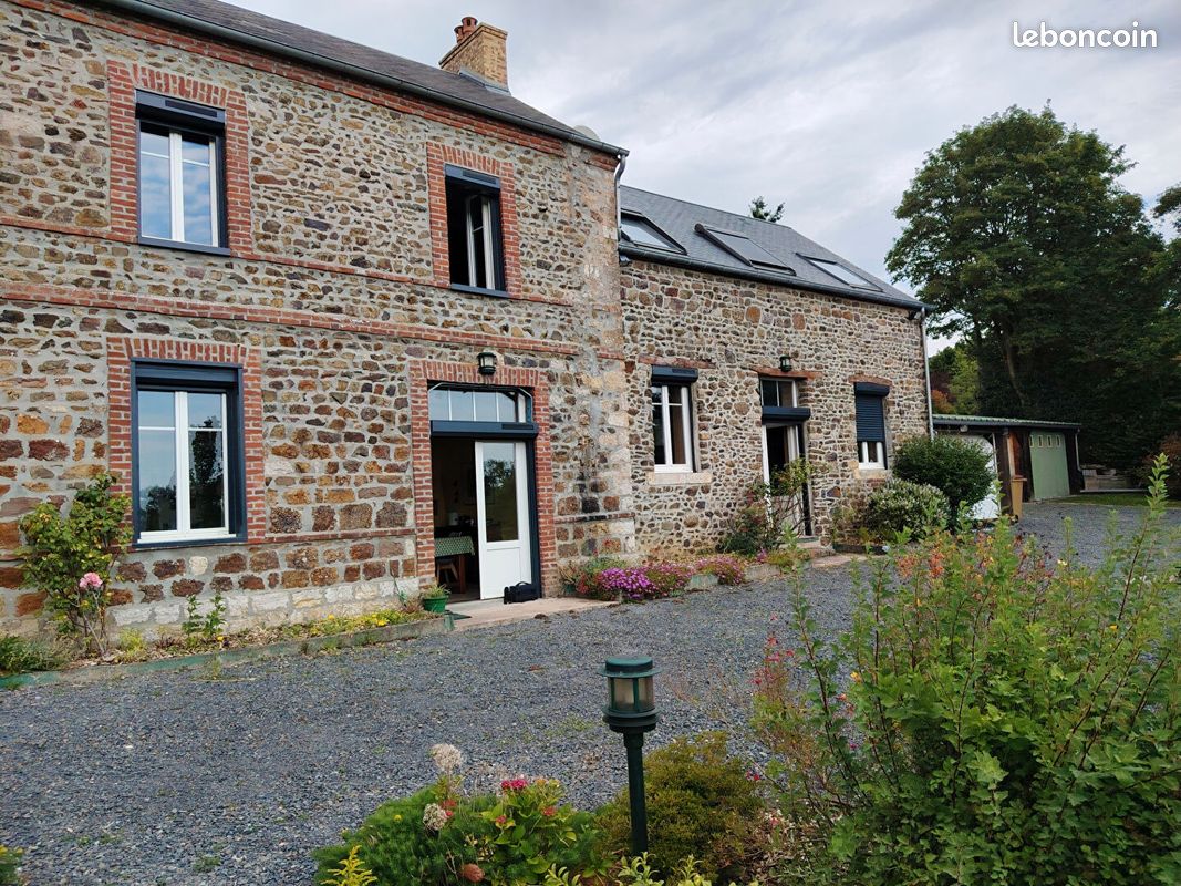 Maison 8 pièces 131 m² · à Le Bô · 131 m² · 231 000 €