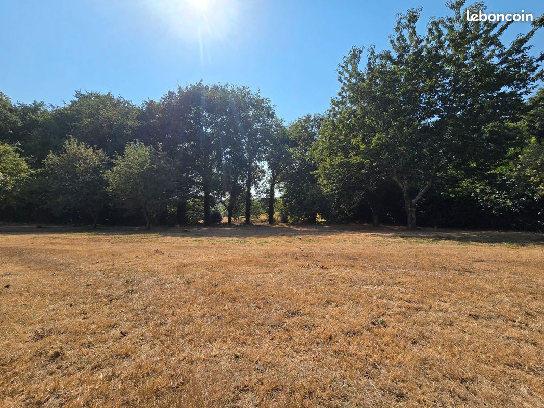 Terrain 1300m2 · à Inzinzac-Lochrist · 105 000 €