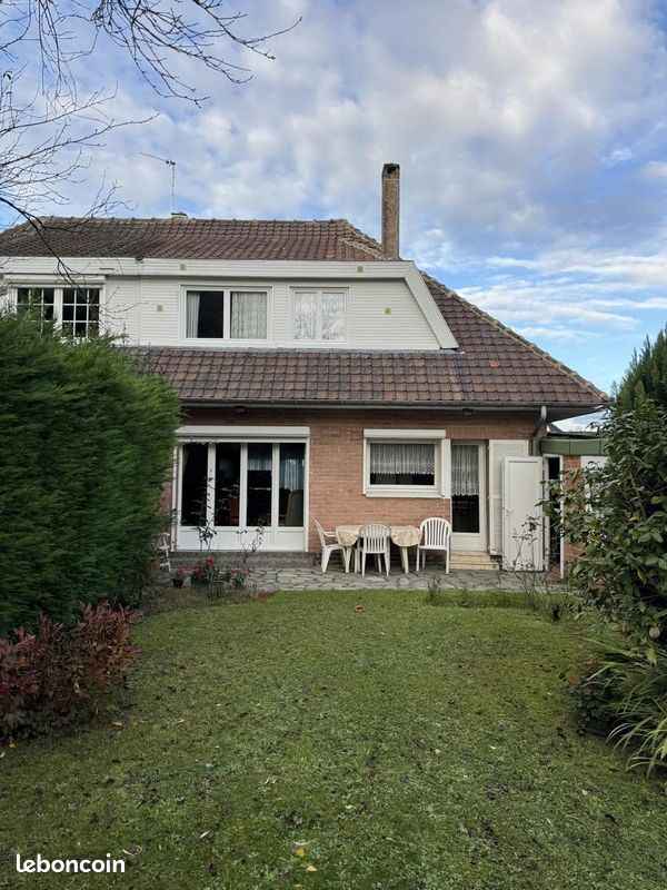 Maison 5 pièces 110 m² · à Leers · 110 m² · 289 500 €