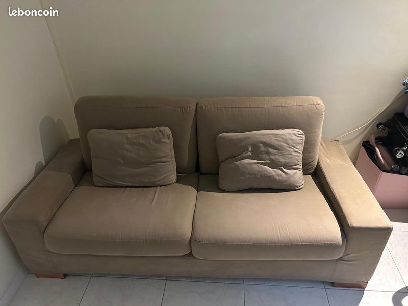 Canapé pour chambre à vendre urgent 🚨 (image 2)